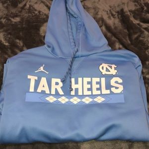 UNC hoodie